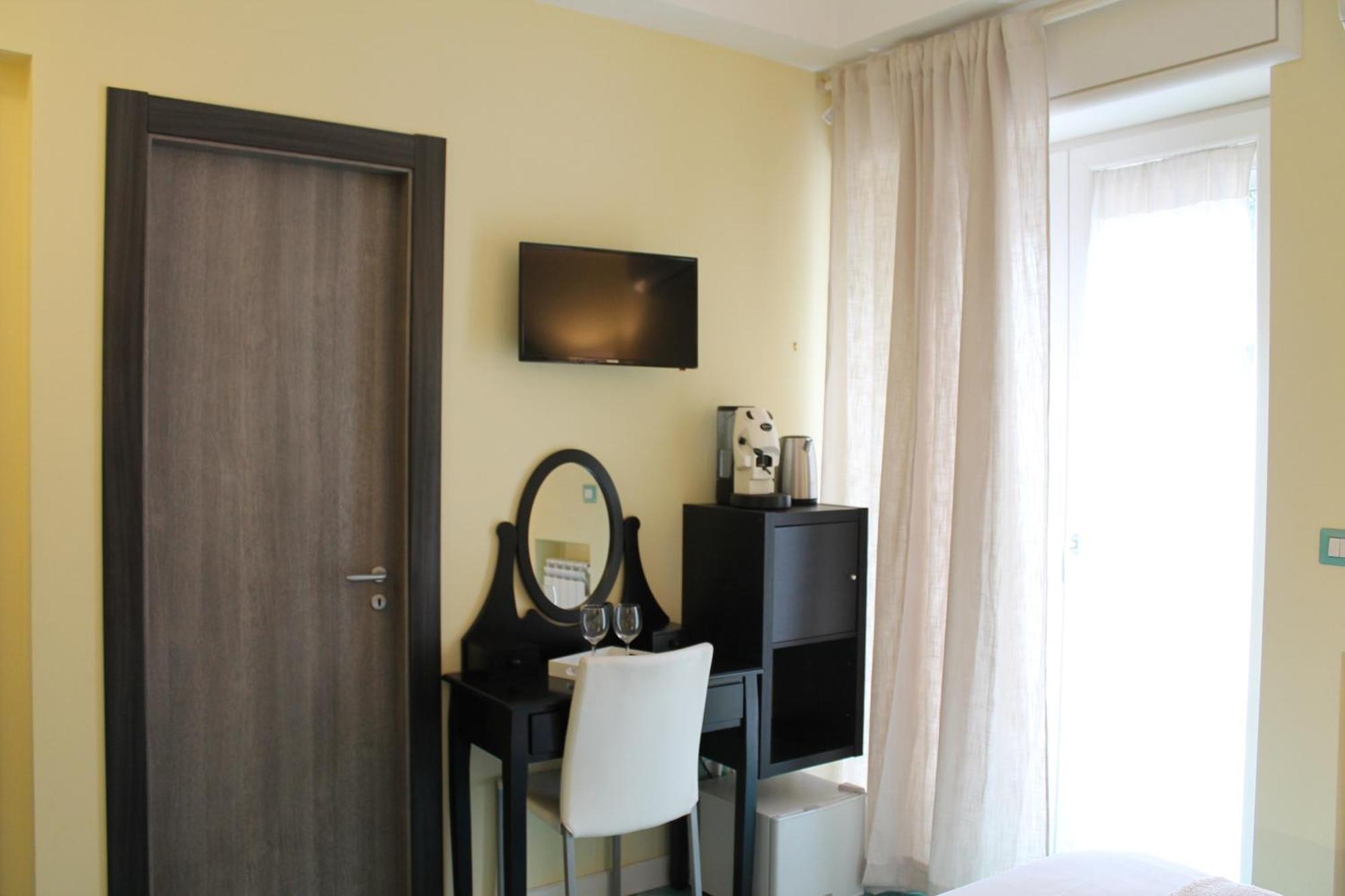 Salerno Home Station Kültér fotó